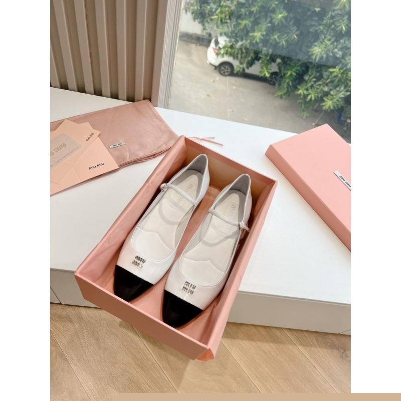 Miu Miu Sandals